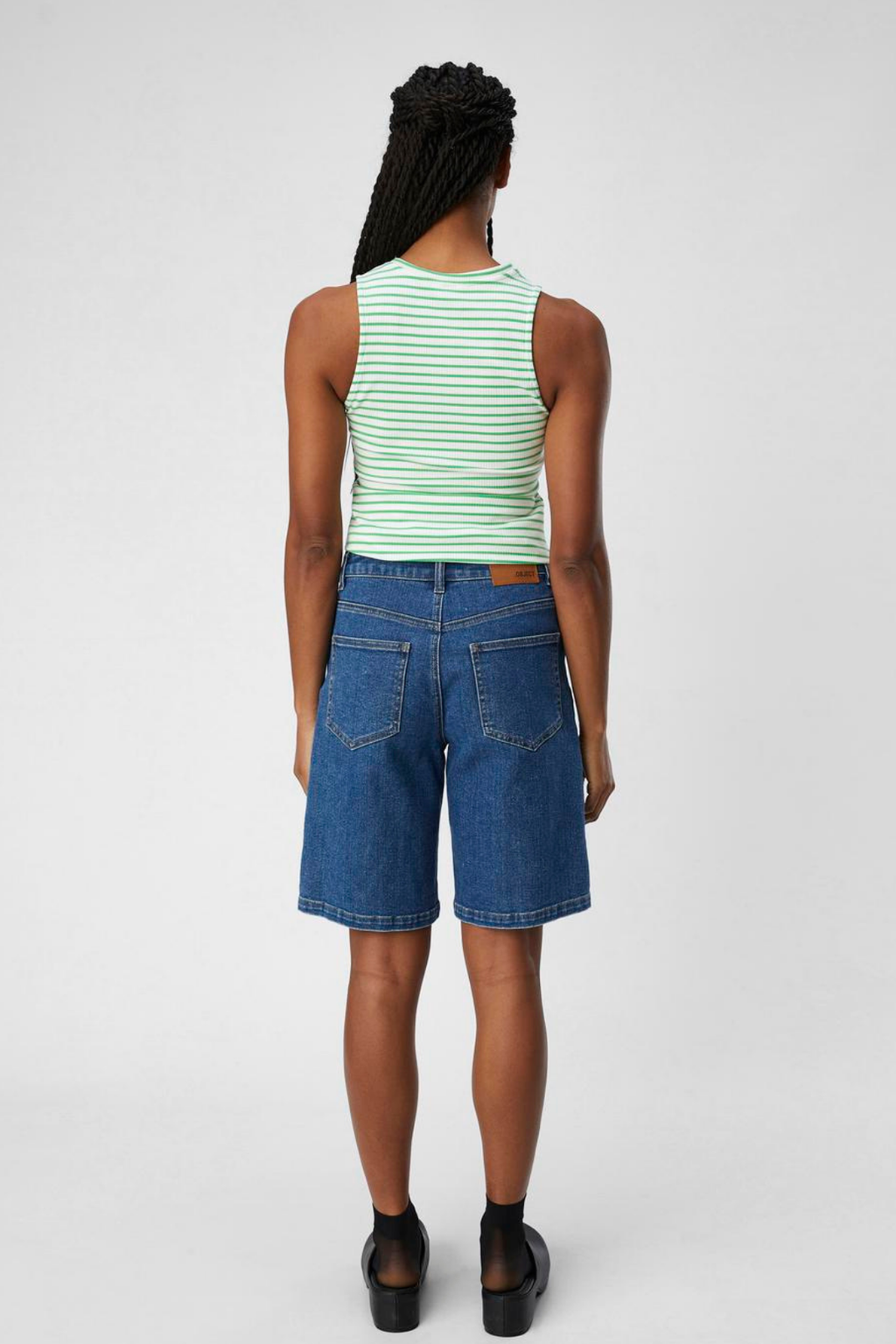 Džínsovina Carol Shorts - Stredne modrý denim