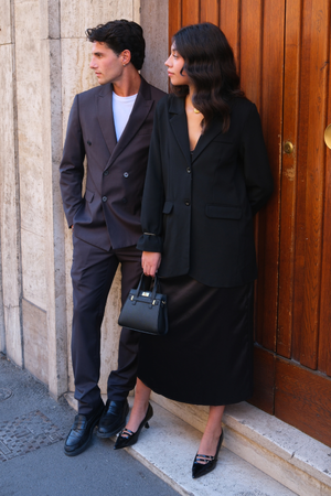 Premium Culaith dúbailte-breasted (dubh)