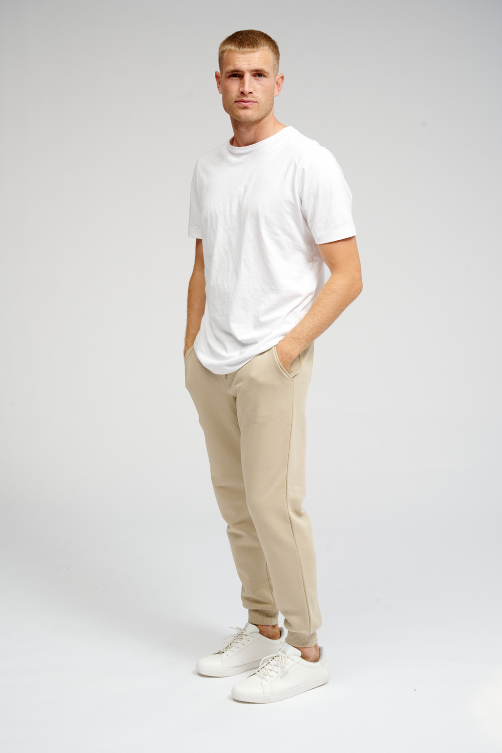 Basic Sweatpants - beige dorcha