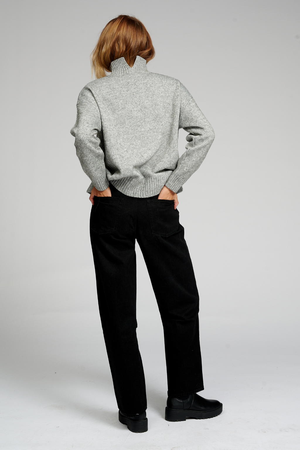 Nadrozmerné pletené polo -neck