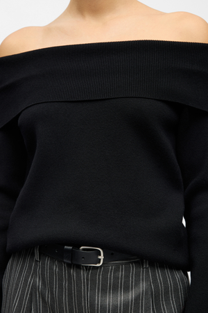 Reynarda z pleteného ramena - čierna