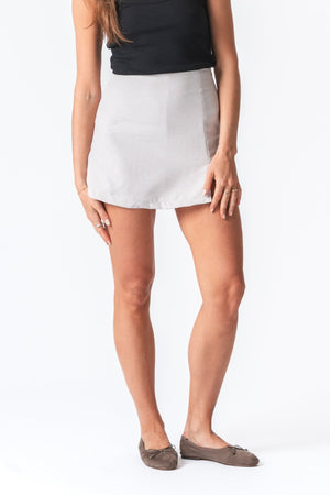 Amina Skorts - šedá