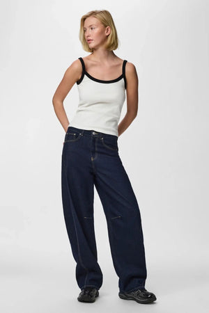 Májový popruhový top – žiarivá bielo-čierna