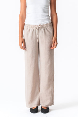 Lilly Pants + Lilly Shirt (White) – Package Deal