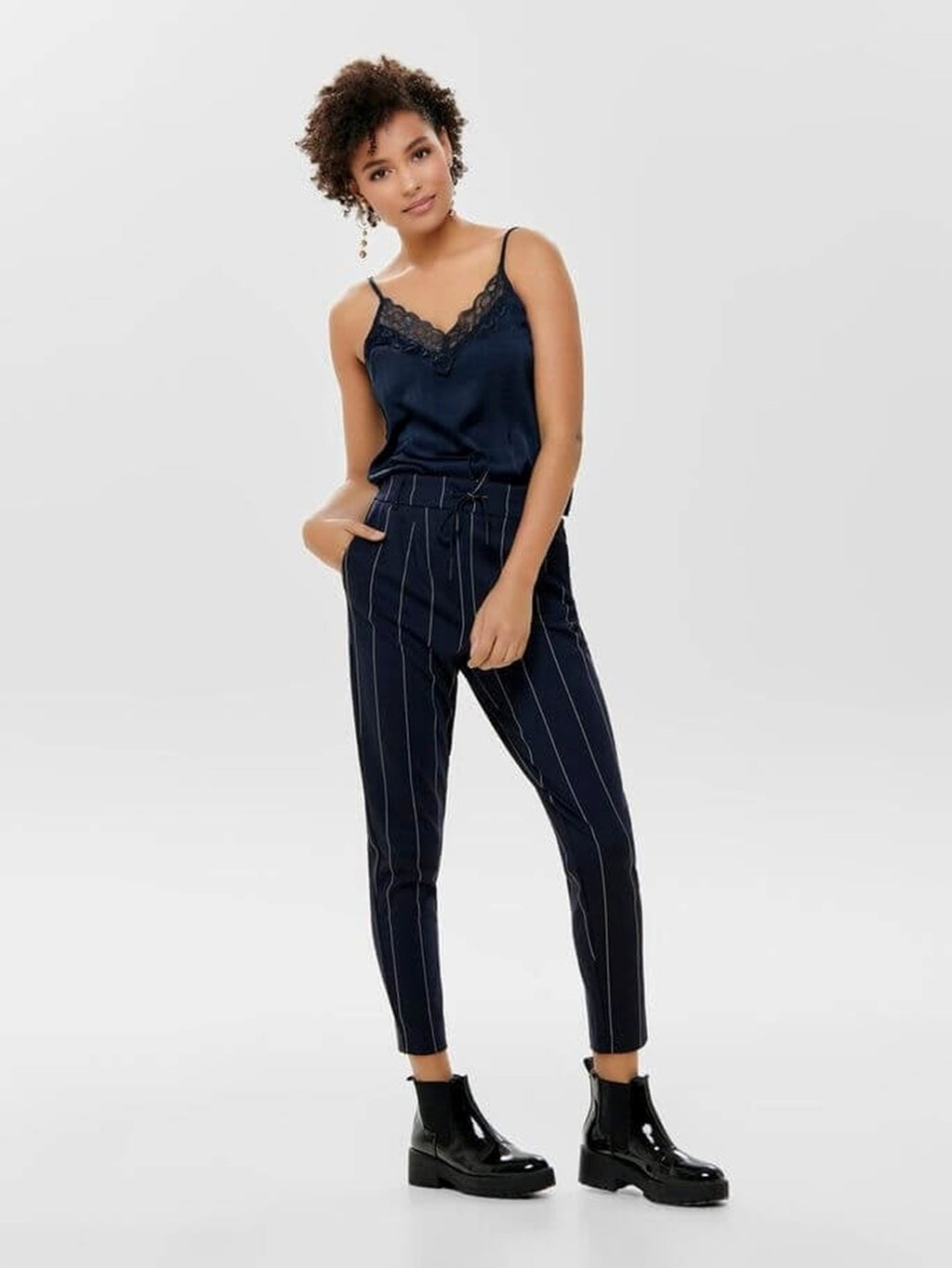 Barr le sonraí lása - Sky Capstain