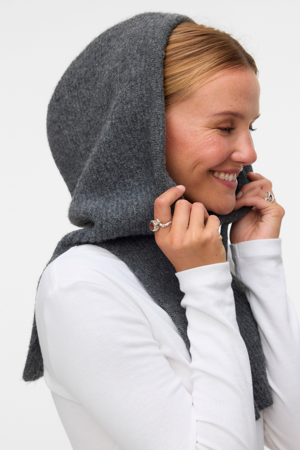 Elena Balaclava - Melange liath dorcha