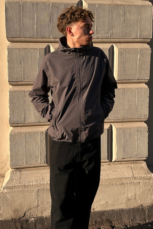 Windbreaker - Dubh