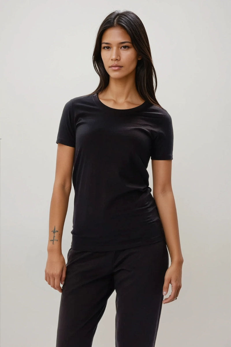 Opremljena majica - crna