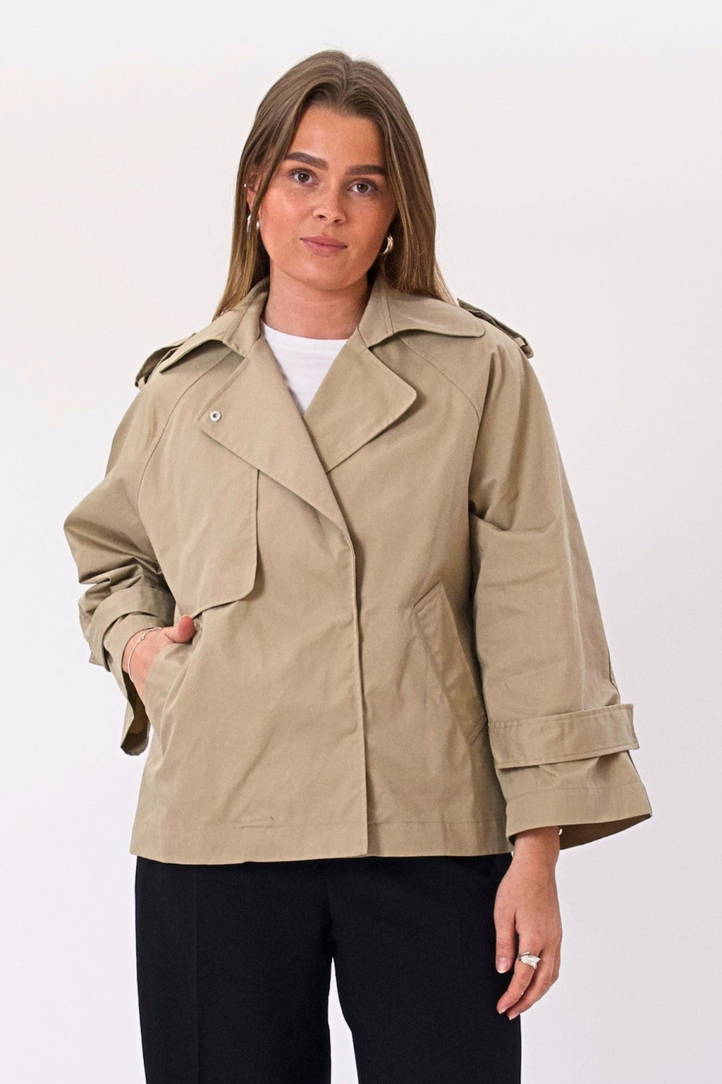 Cóta Trench Gearr Elara - beige