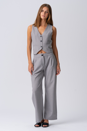 Natalie Vest - Liath éadrom