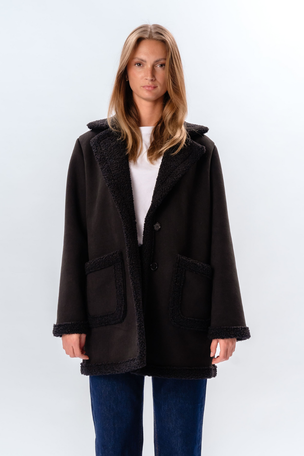 Cóta Shearling - Dubh
