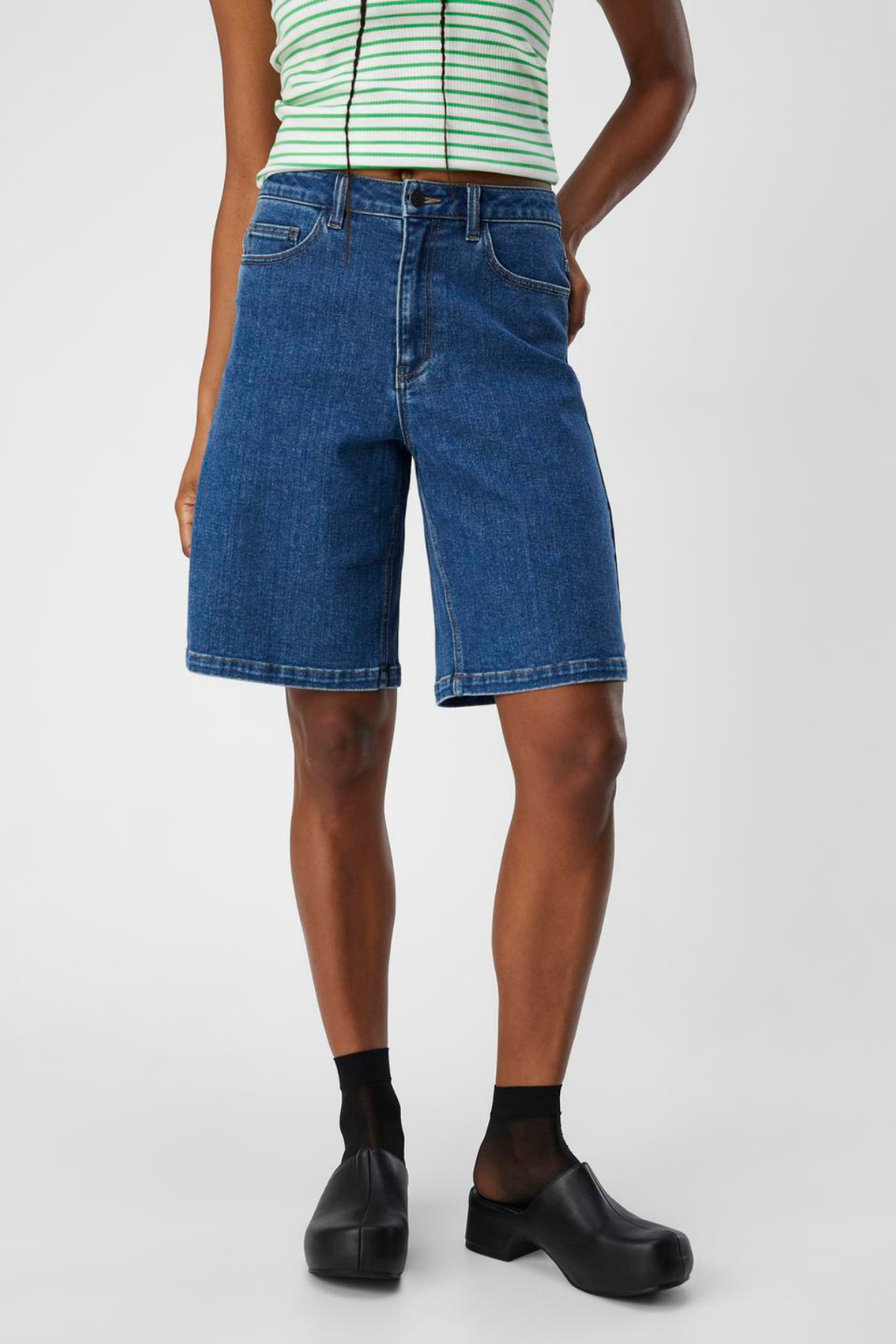 Džínsovina Carol Shorts - Stredne modrý denim