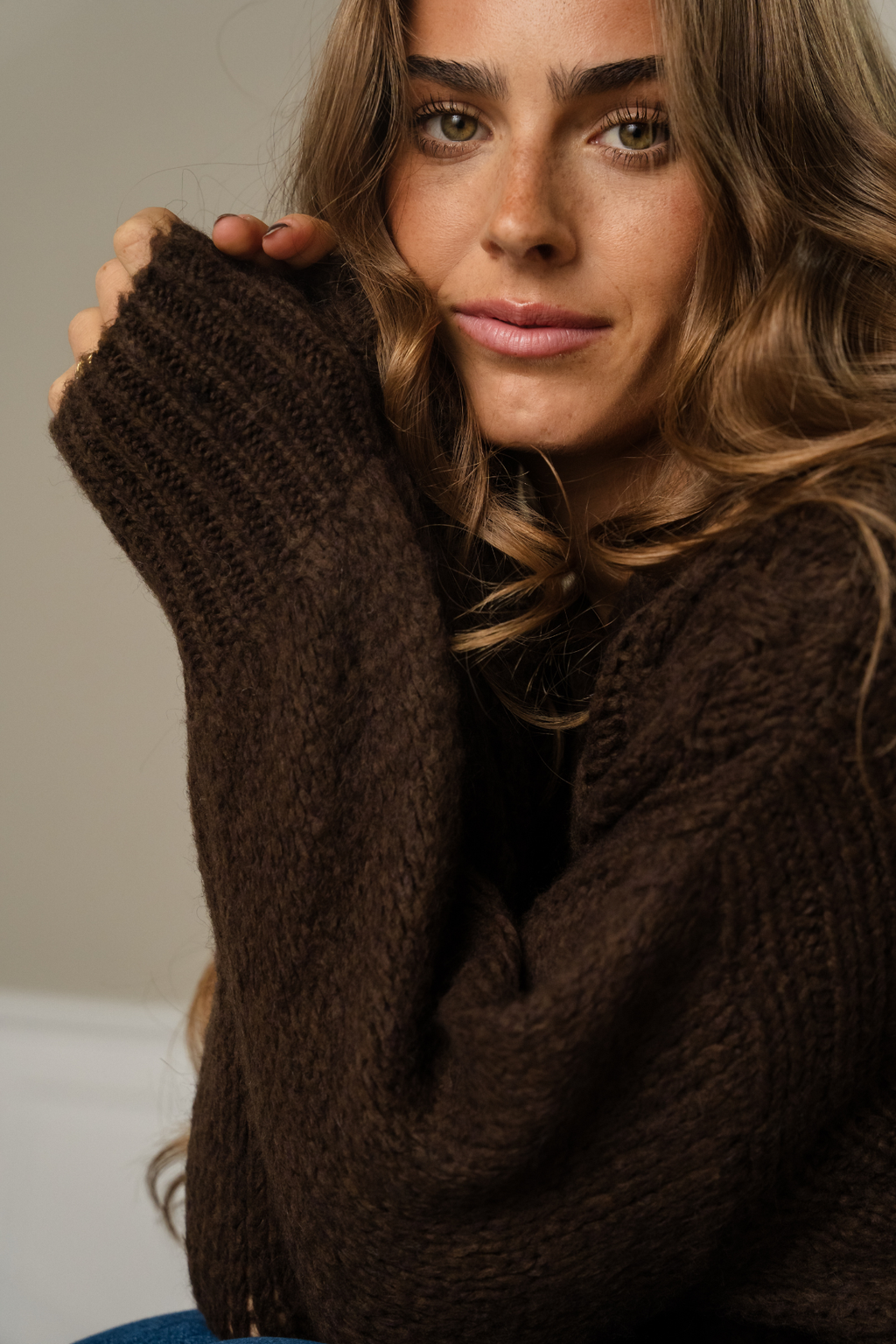 Botton Knit - hnedý