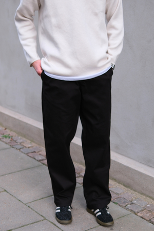 Leathan Chino - Dubh