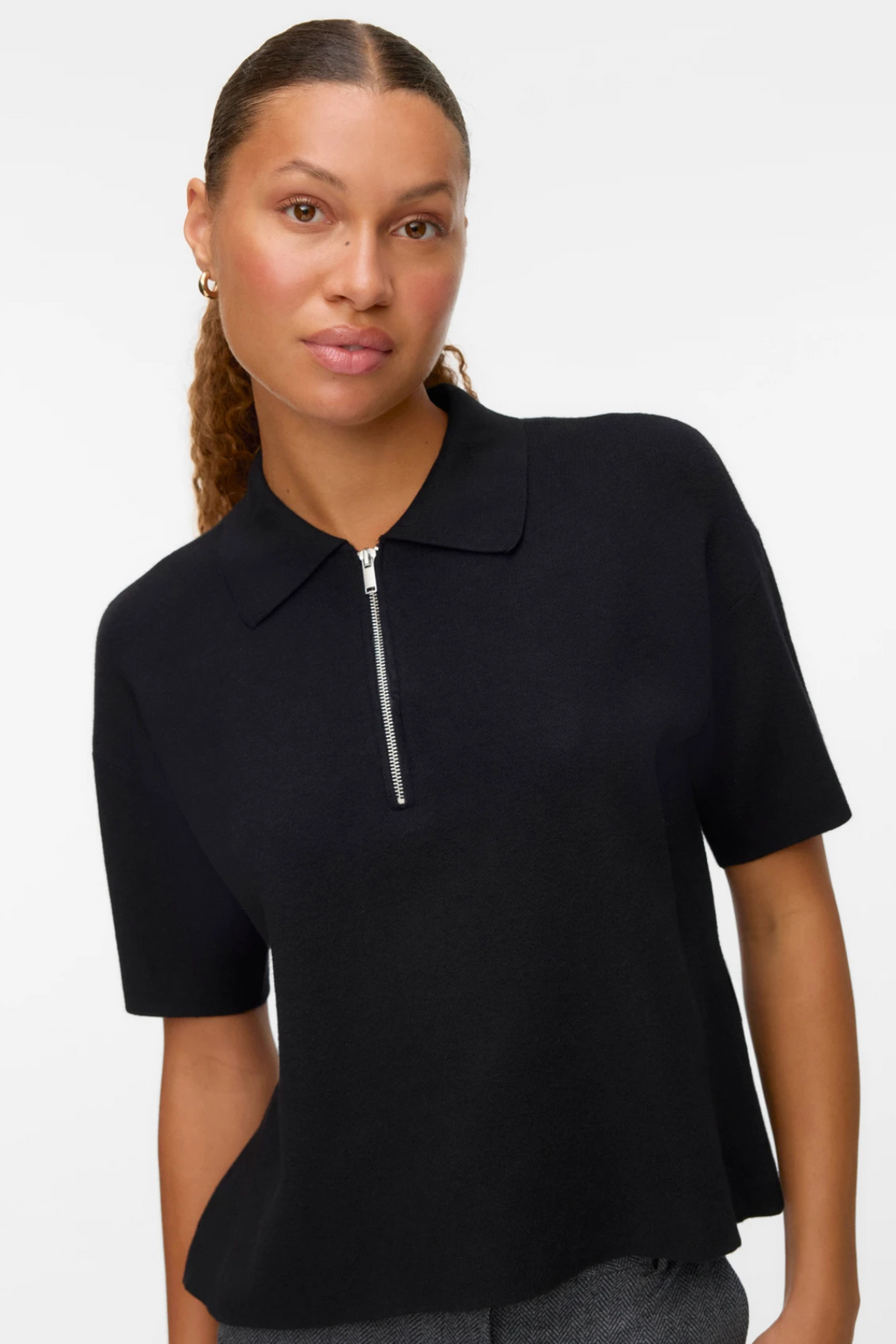 Gold 2/4 Poloneck Pullover - Black