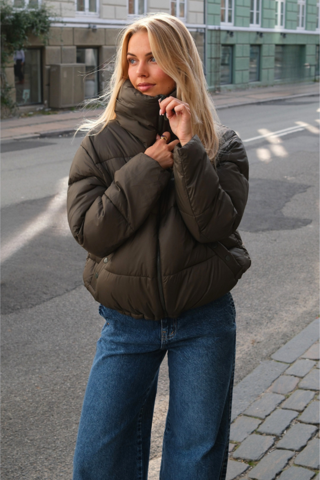 Short Puffer Jacket - Olive