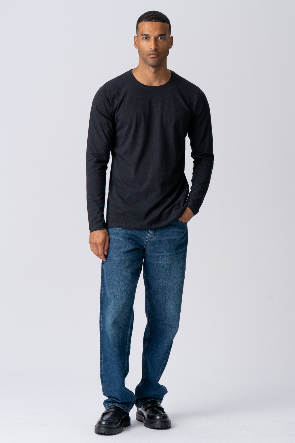 Basic Long-sleeved T-shirt - Black