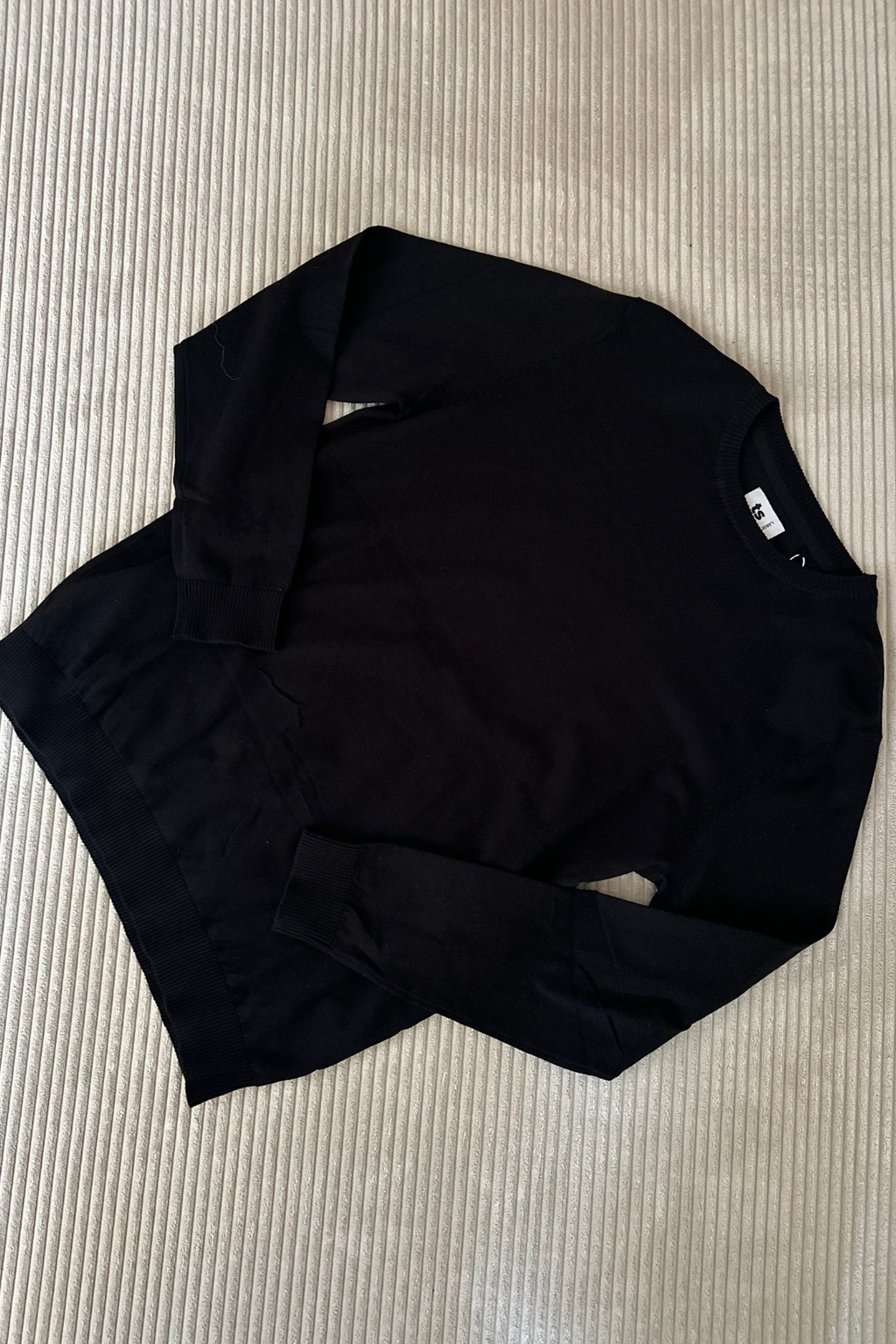 Pullover Roundneck - Black
