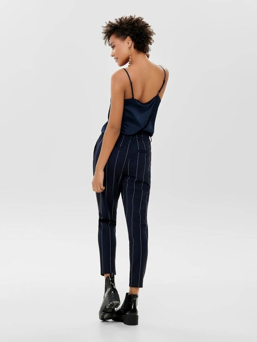 Barr le sonraí lása - Sky Capstain