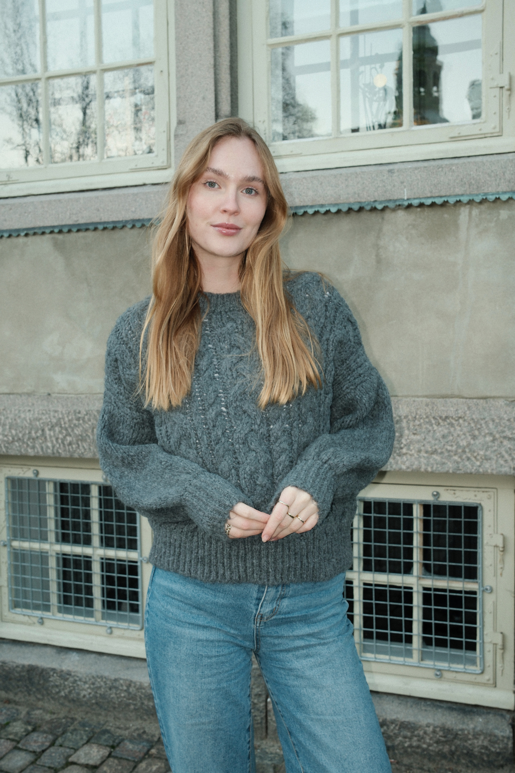 Emma Cable Knit - srednje siva