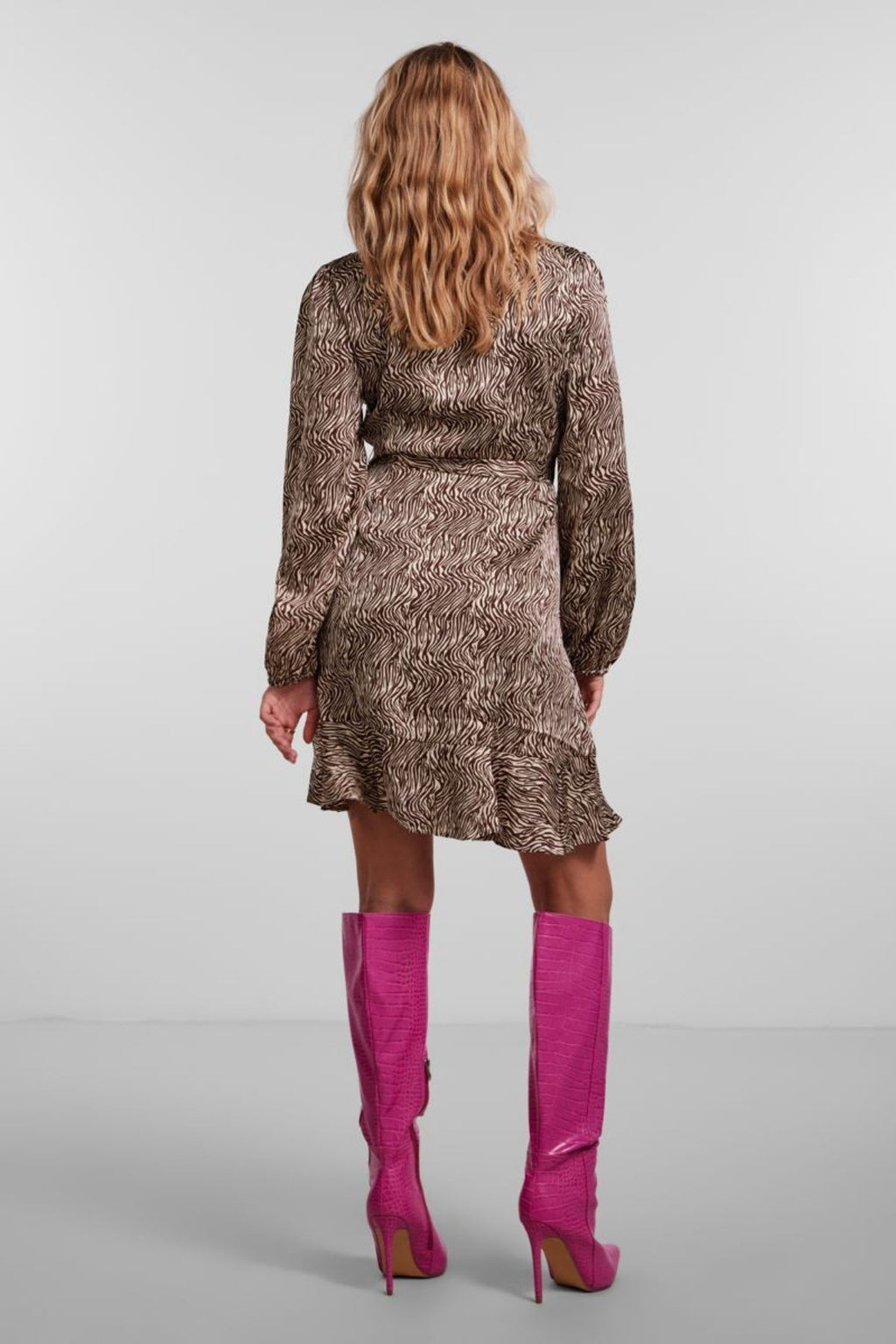 Juliet Wrap Kjole - Káva v čakanke