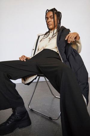 Lisa leathan Pants - dubh