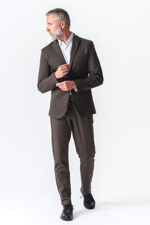 The Original Performance Suit Regular Fit – (Dark Brown)