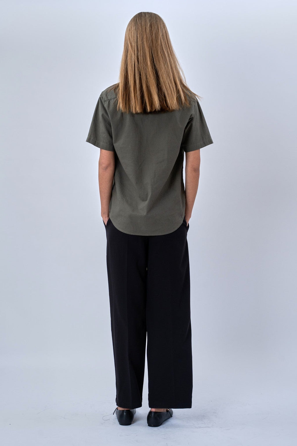 Majica s posteljinom kratkih rukava - vojska