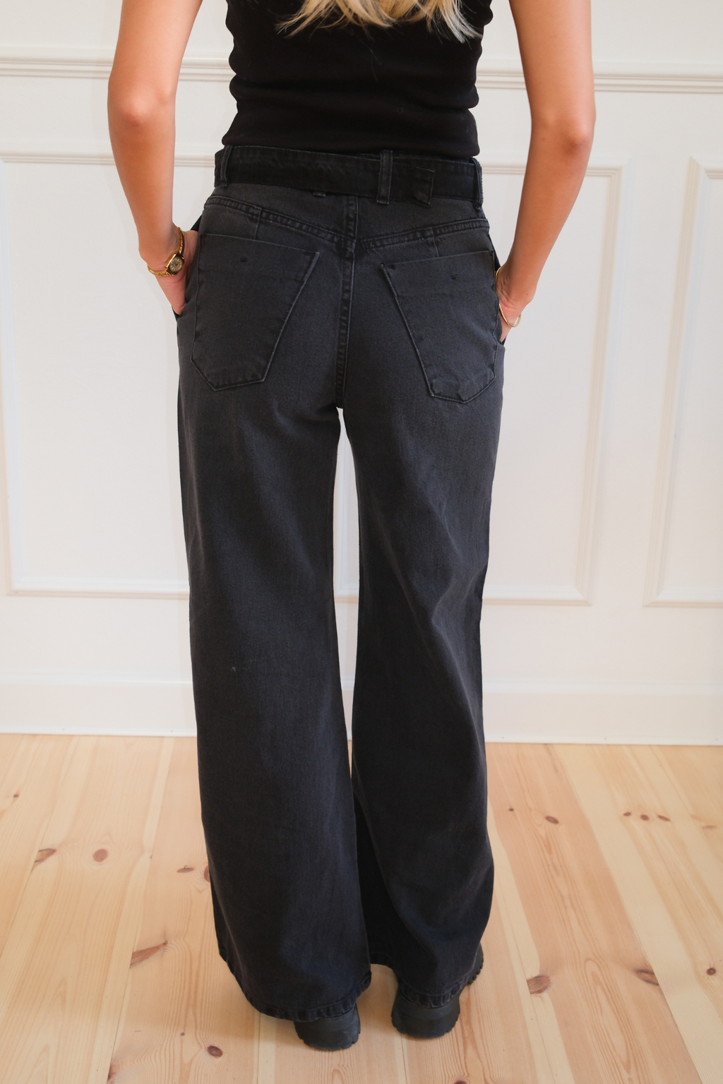 Amalia jeans - liath dorcha