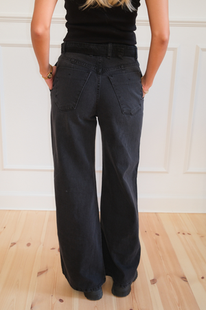 Amalia jeans - liath dorcha