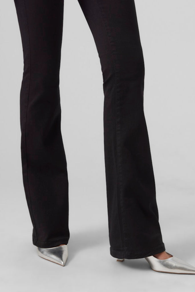 Peachy MR Flared Pants - Black