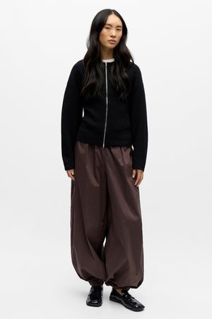 Reynard pleteni kardigan - crni