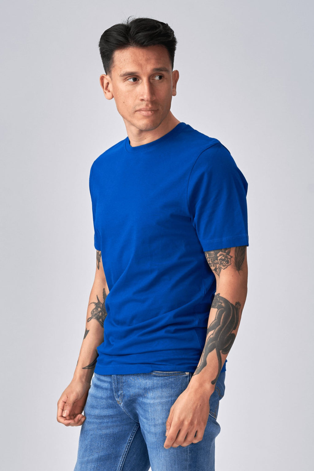 Basic Tričko - švédska modrá