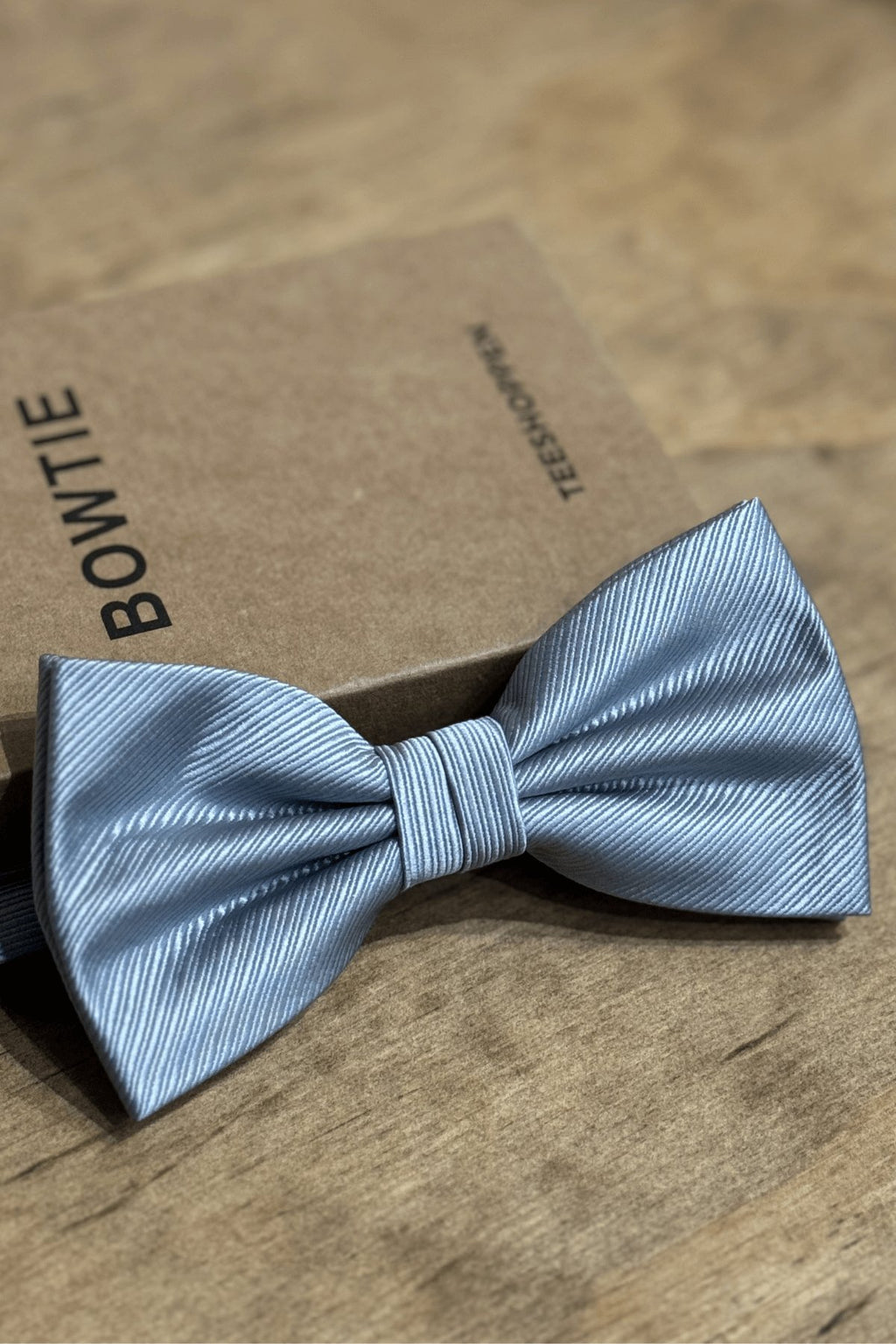 Bowtie - Light Grey