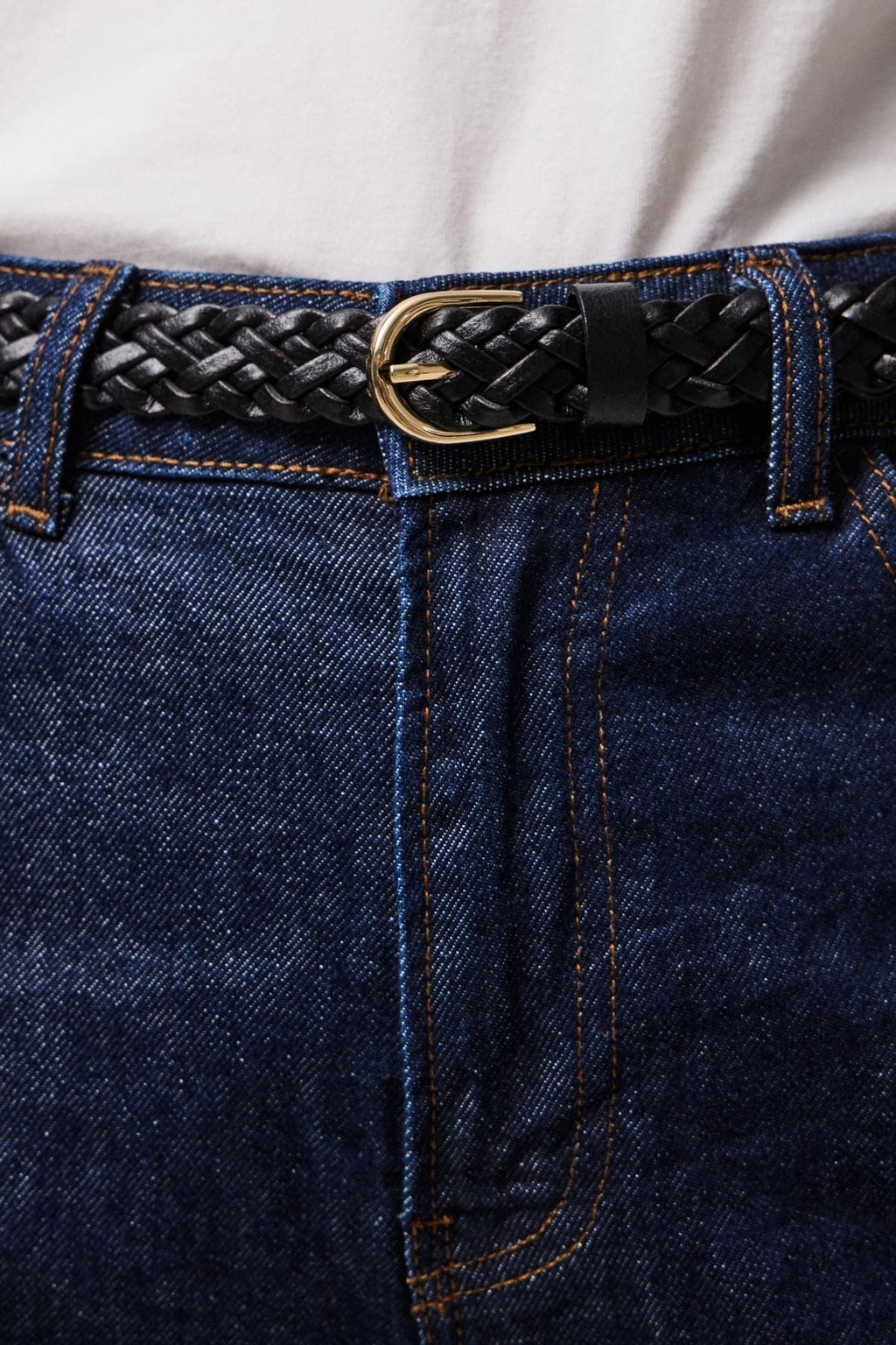 Avery Leathar Braided Slim Crios - dubh