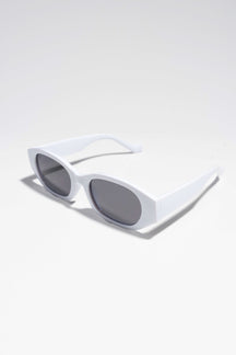 Nicola Sunglasses - White/Black