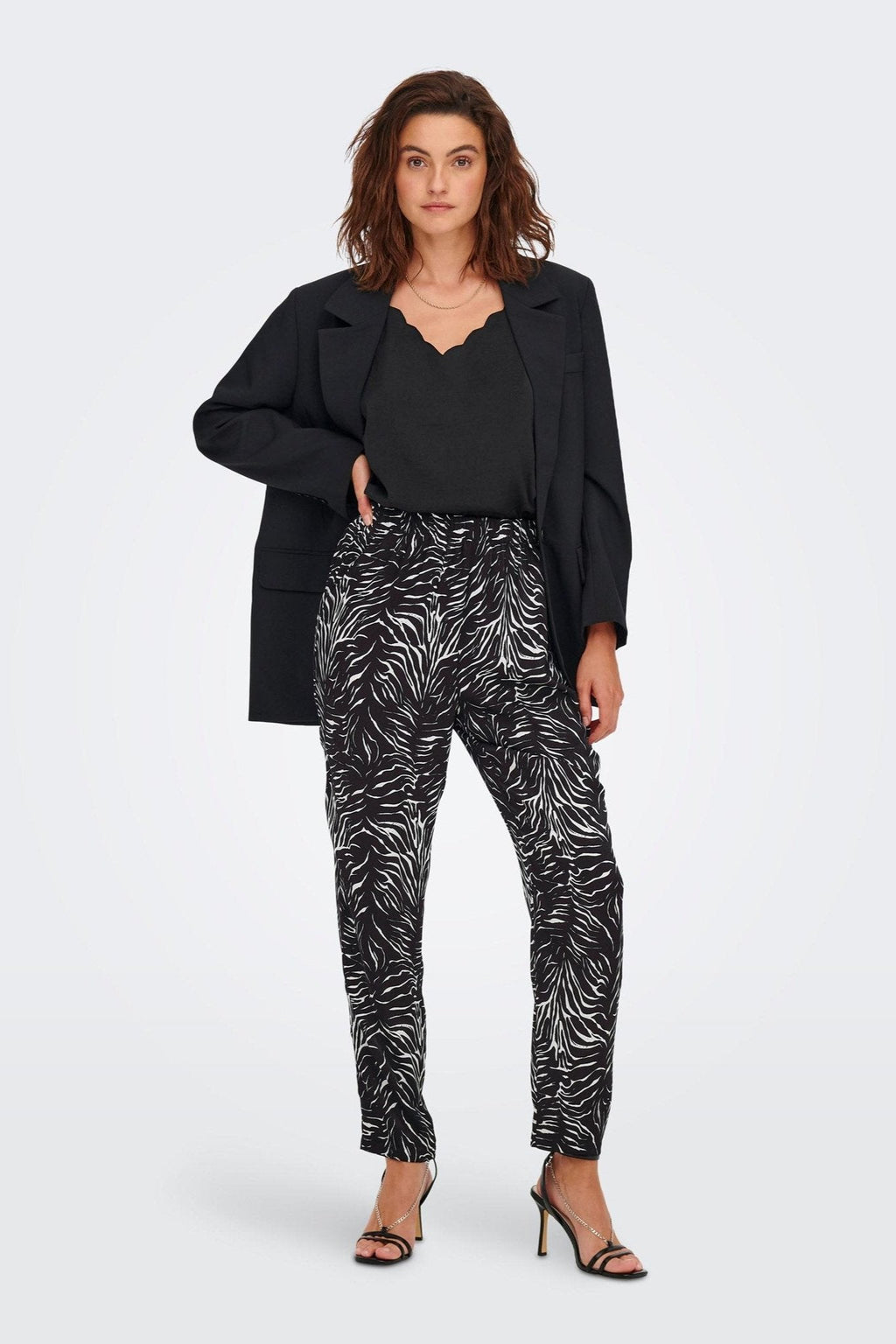 Mille Bukser - Sort M. HVide Striber