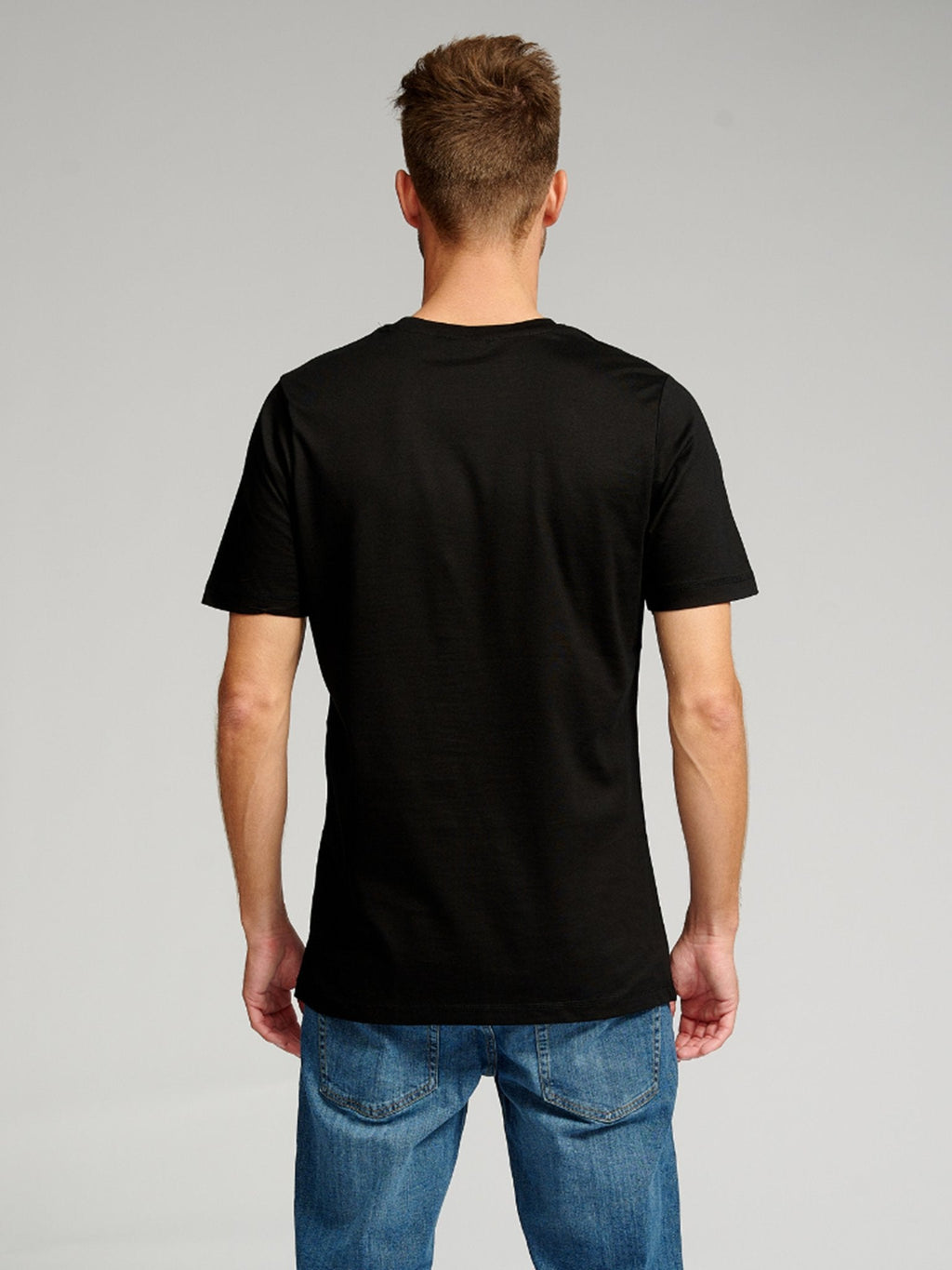 Organic Basic T-shirt - Black (C.D)