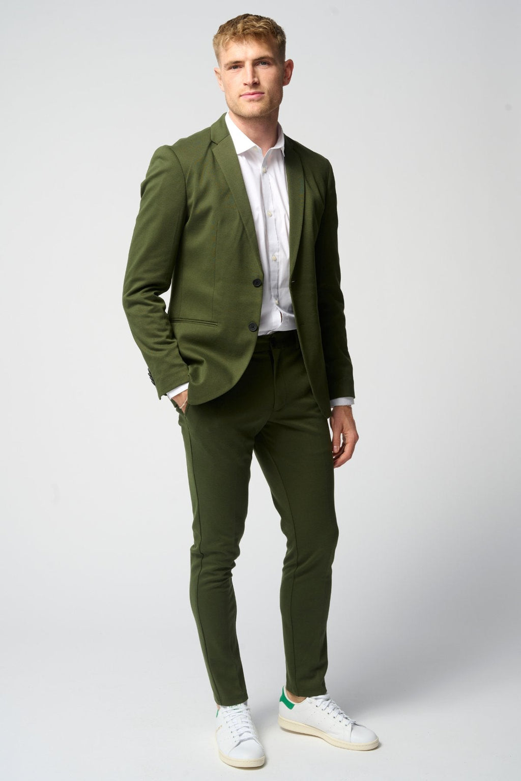 The Original Performance Suit™️ (Dark Green) + Shirt & Tie - Package Deal (V.I.P)