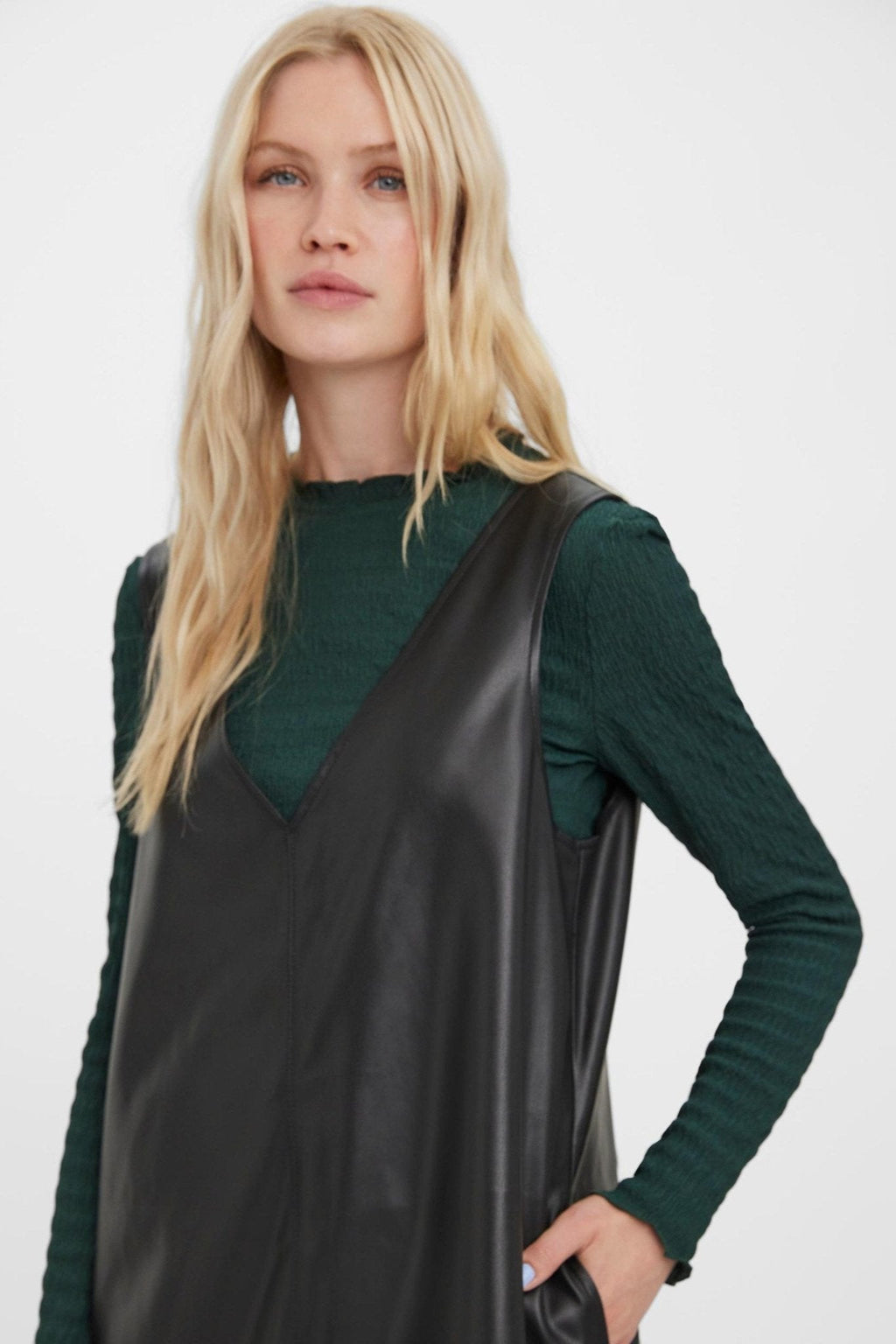 Bella potiahla Kjole - triedenie