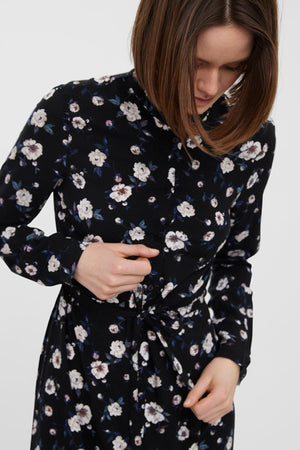 Gúna léine muinchille fada éasca - dubh