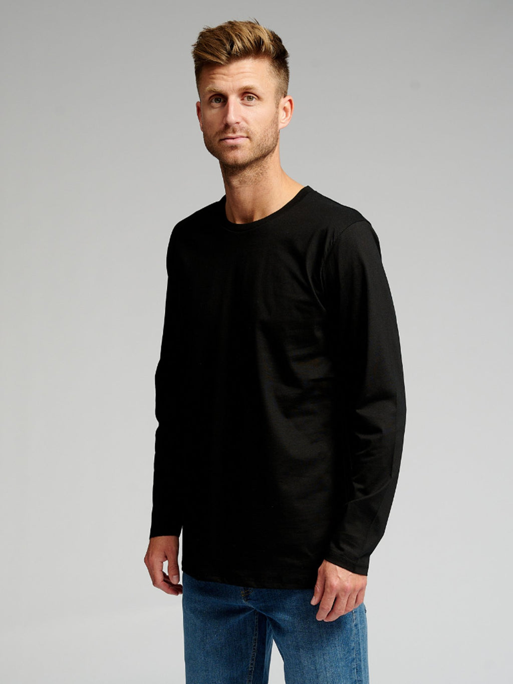 Basic Long-sleeved T-shirt - Black