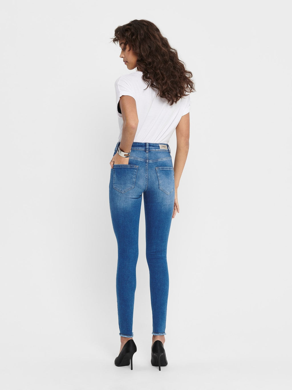 Blush Midsk Jeans - Gorm Meánach