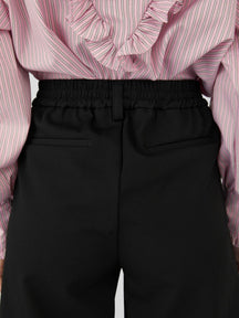丽莎·布雷德短裤 - 黑色