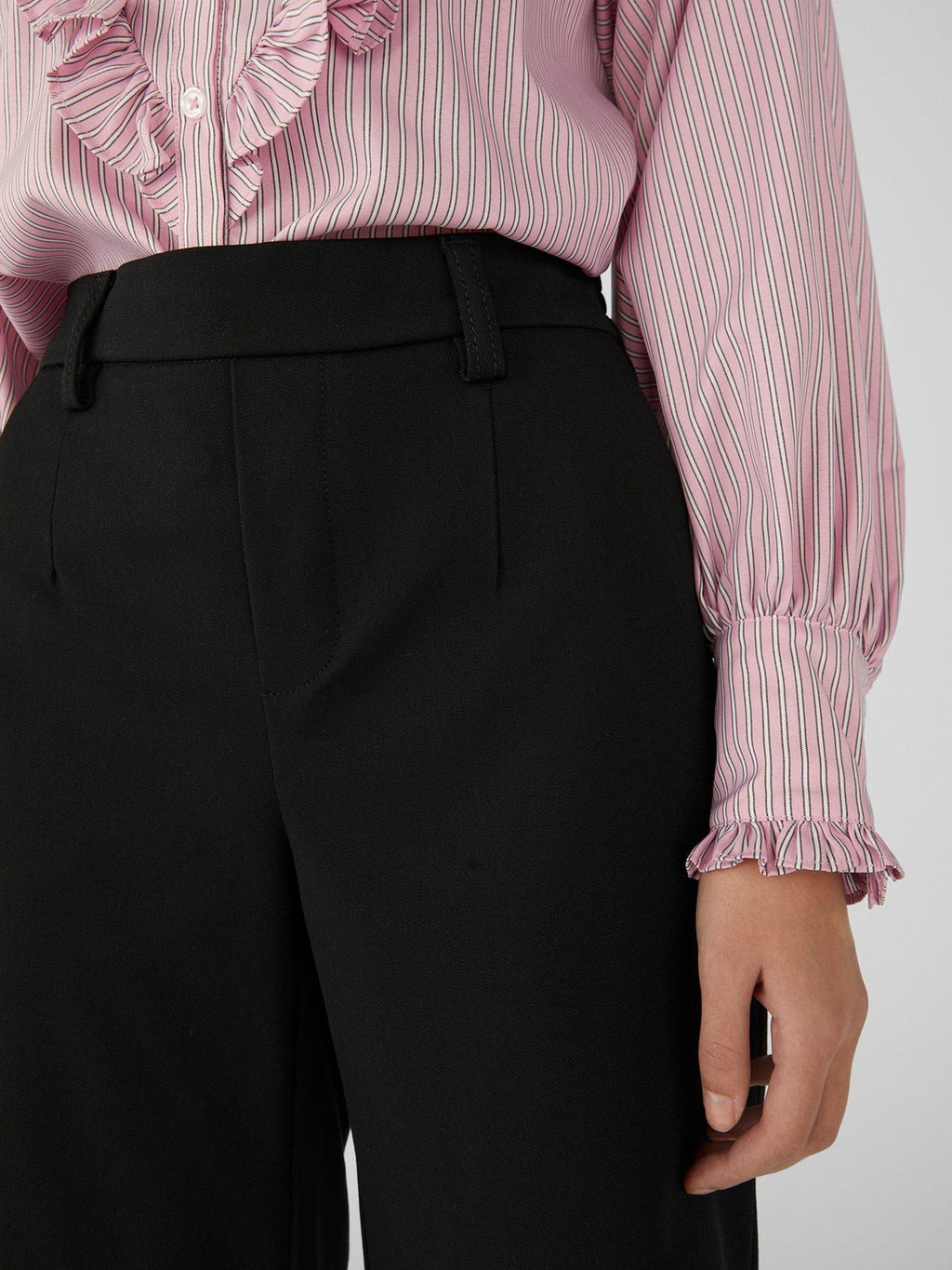 Lisa Brede kratke hlače - crna
