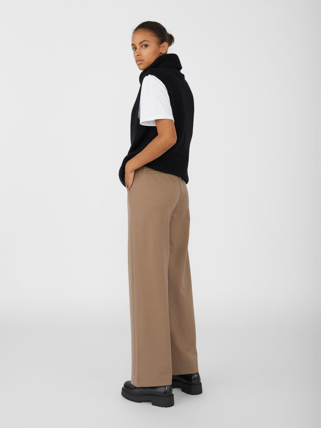Lisa široke hlače - smeđa