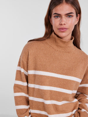 Nuska Oversize Strik - Indian Tan - TeeShoppen Group™ - Knitwear - PIECES