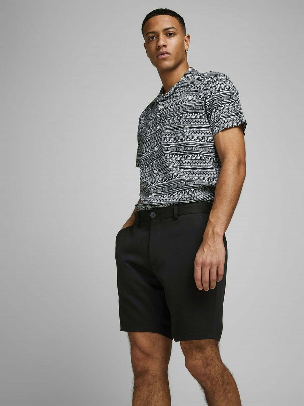 Performance Shorts - dubh