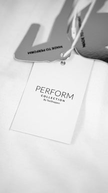 Performance Shorts - optická biela
