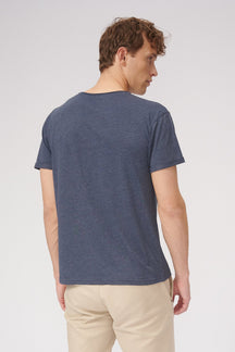 Tričko s surovou krkom - škvrnitá modrá